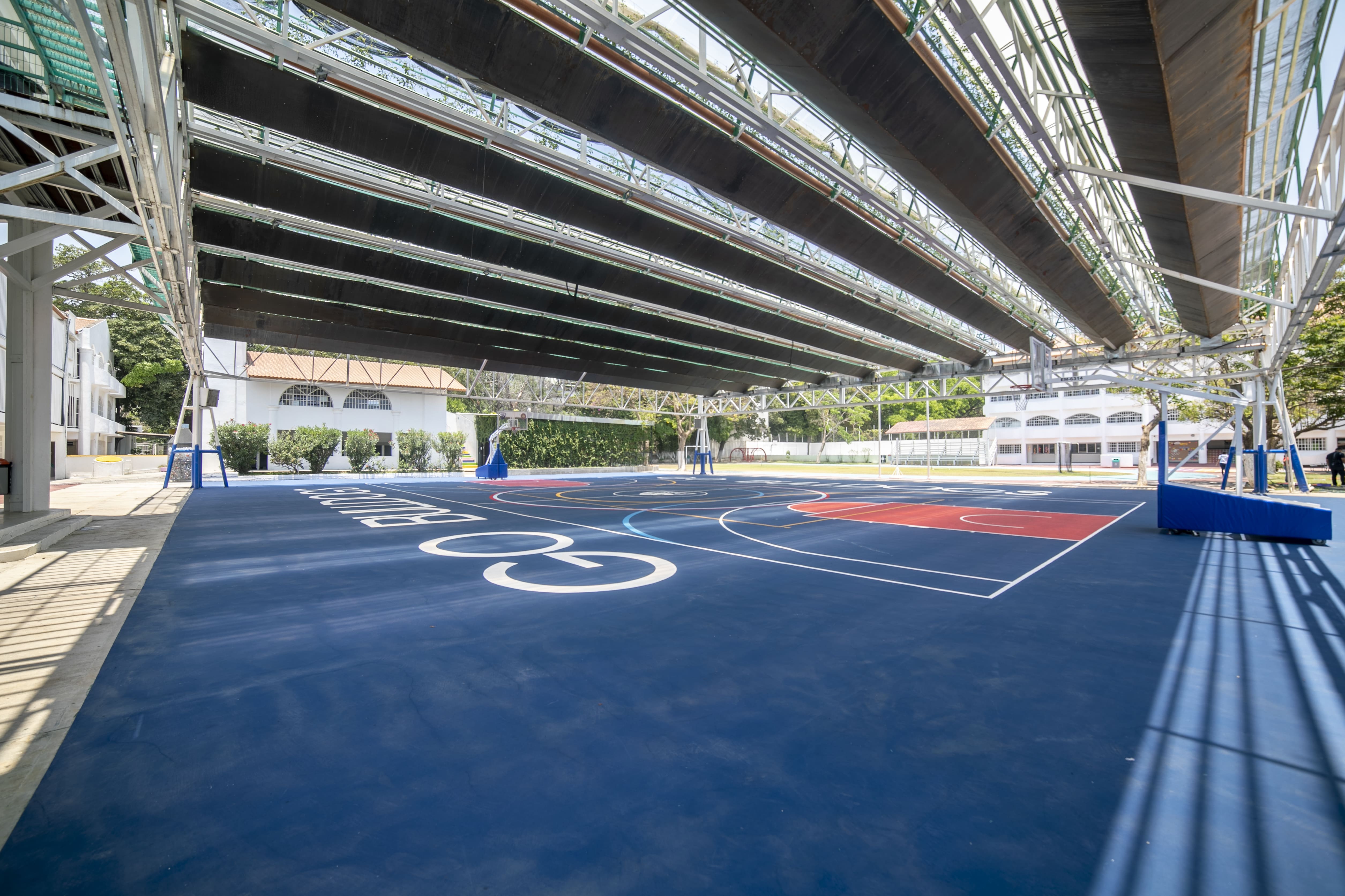 http://www.americanschool.edu.mx/public/asfc/galerias/fotos-campus/6679b008aa65f.jpg