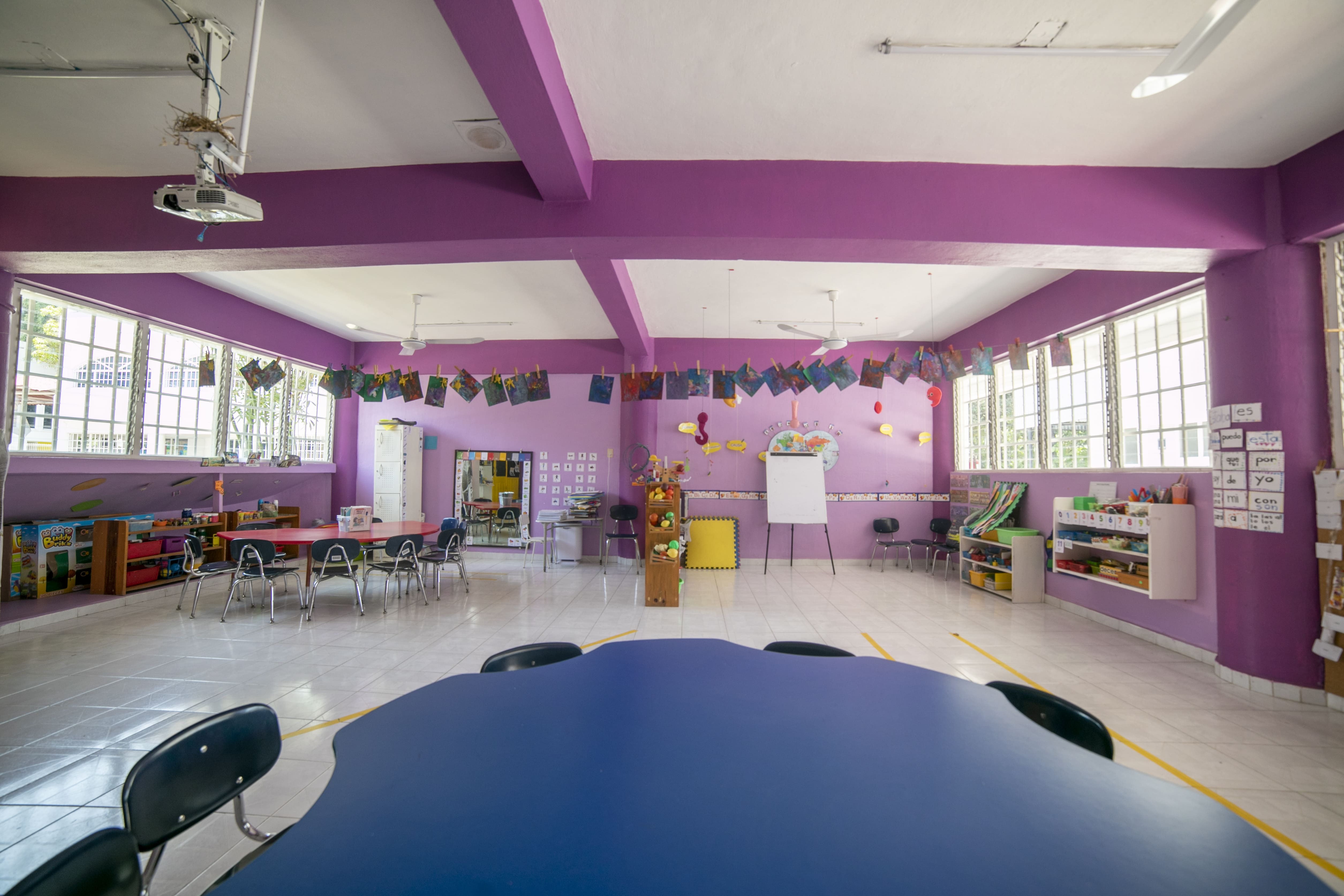 http://www.americanschool.edu.mx/public/asfc/galerias/fotos-campus/66a29ca446ef7.jpg